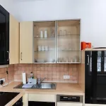 Premium Am Steiger 1 Luxurioeses Wohnen Mit Wasserbett Kamin Und Whirlpoolbadewanne * エアフルト