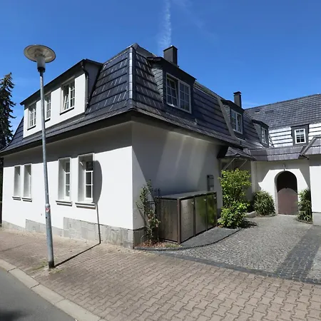 Apartment Premium Am Steiger 1 Luxurioeses Wohnen Mit Wasserbett Kamin Und Whirlpoolbadewanne Erfurt