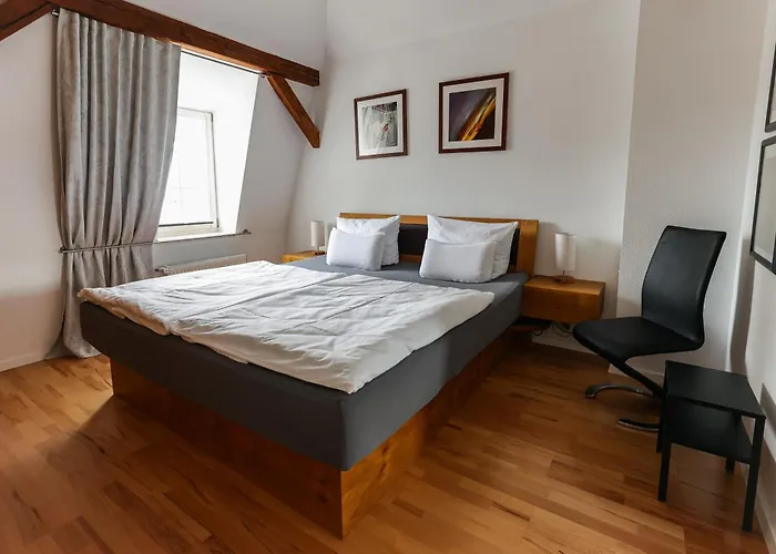 Premium Am Steiger 1 Luxurioeses Wohnen Mit Wasserbett Kamin Und Whirlpoolbadewanne Apartment