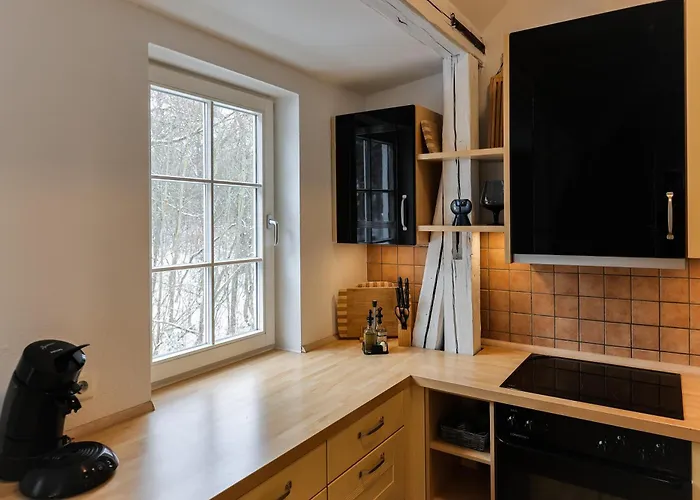 Apartment Premium Am Steiger 1 Luxurioeses Wohnen Mit Wasserbett Kamin Und Whirlpoolbadewanne *